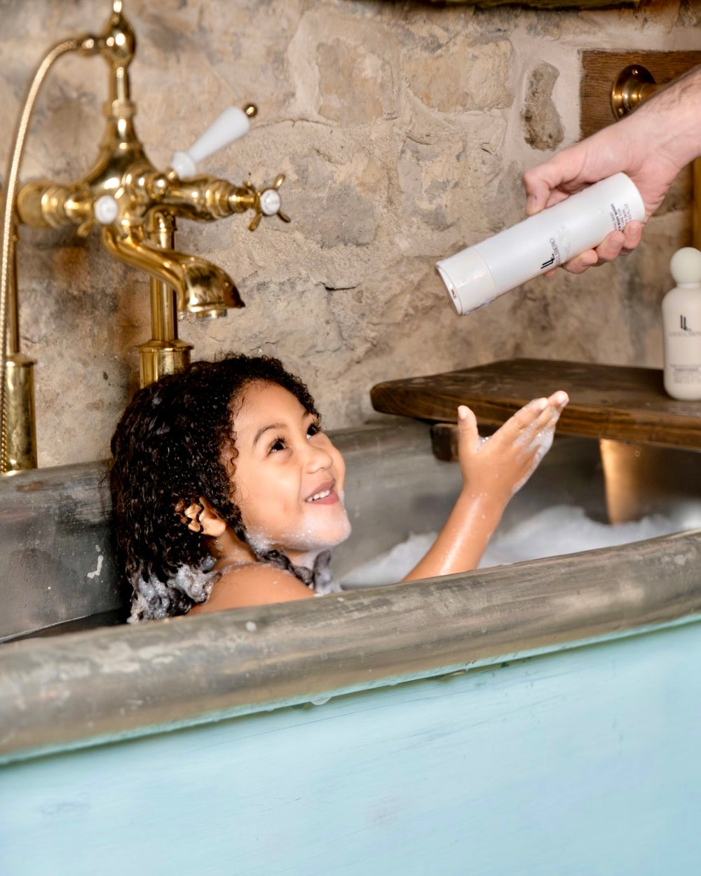 Lucio.Libero 99.5% Natural Baby Shampoo & Body Wash | Tear-Free (250ml)